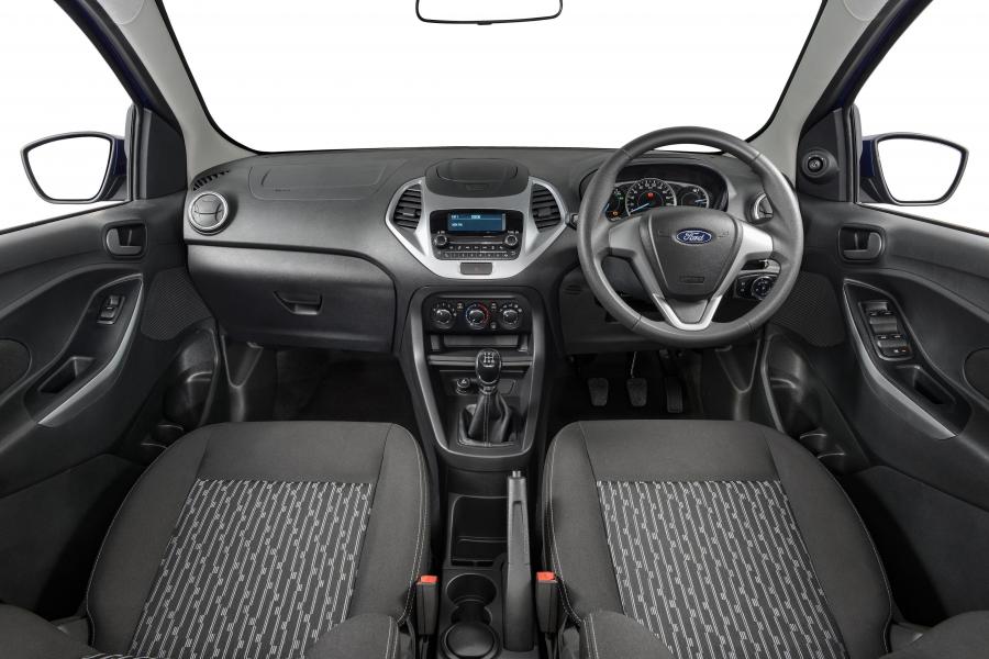 Торпедо Ford Figo Sedan 2018 года  (фото 38 из 45)